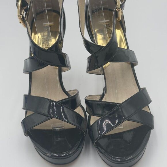 Brand New Michael Kors Evie Strappy Heels Black Elegance and comfort.  size 9.5. - Picture 1 of 9